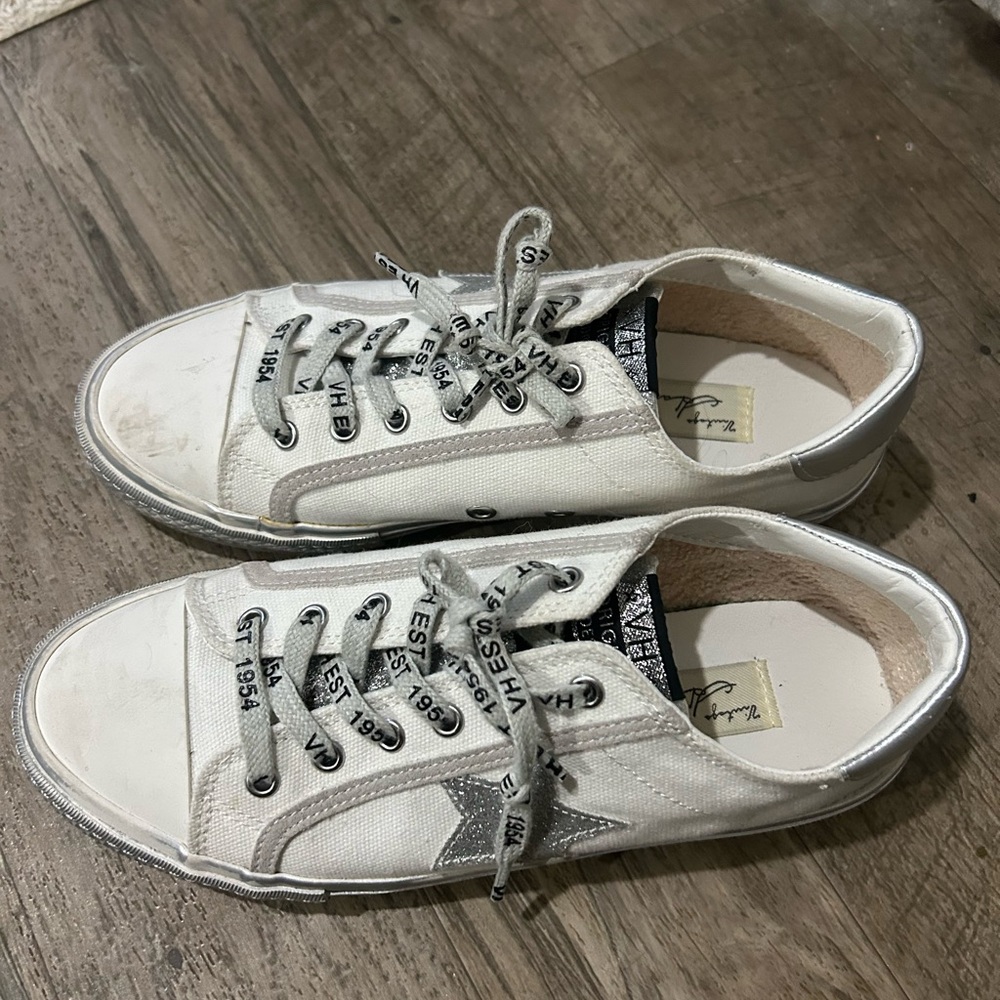 Vintage Havana White and Silver Athletic Shoes
